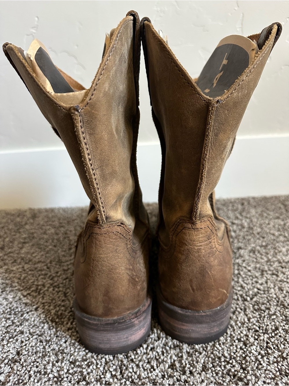 Ariat Men's Rambler Western Boots, Size 9.5D - Picture 4 of 16